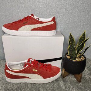 NWB – Authentic Puma Suede VTG Textured Leather Sneakers (Men’s) - Price is Firm